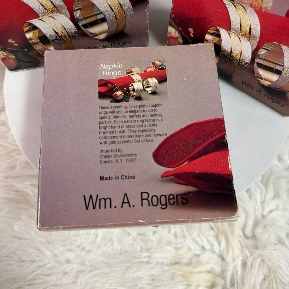 Vintage Set of New 4 William Wm A Rogers Oneida Silverplated Brass Napkin Rings